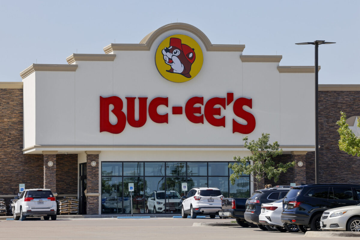 Buc-ee’s Luling: Everything You Need to Know About the World’s Largest Convenience Store
